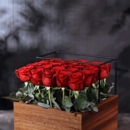 Lakewood Collection with elegant Valentine Roses and Hearts, ideal for Valentine's Day.