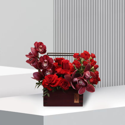 Lakewood Collection with elegant Valentine Roses and Hearts, ideal for Valentine's Day.